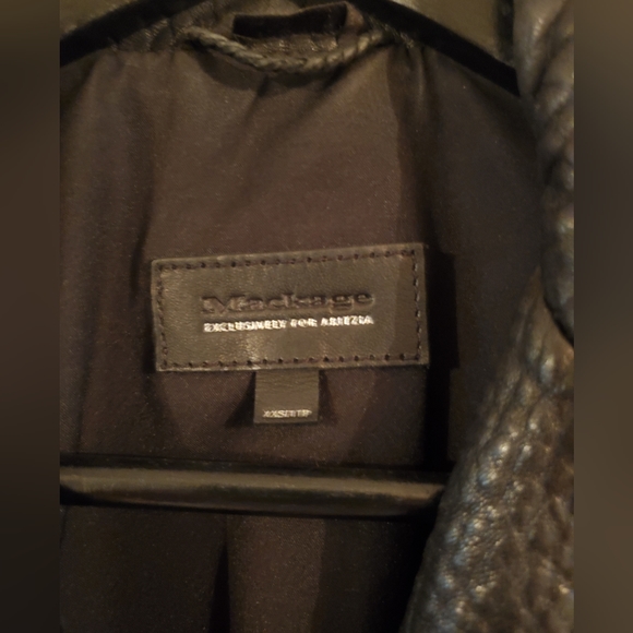 Mackage leather rumer motorcycle jacket w/ belt - Picture 4 of 6